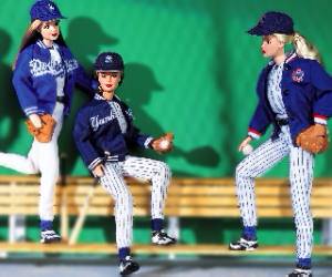Los Angeles Dodgers 1999 Barbie Doll