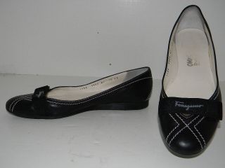 Salvatore Ferragamo Black Leather Flats Shoes Sz 10 AA Narrow MINT