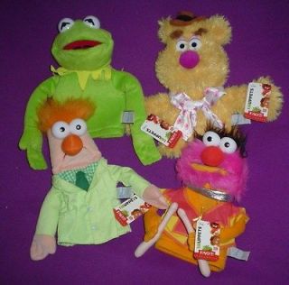 Fozzie Bear Hand Puppet Disneys The Muppets   Toys R Us / FAO 