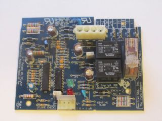 Trane furnace control circuit board X13130453 01, 3HS 2