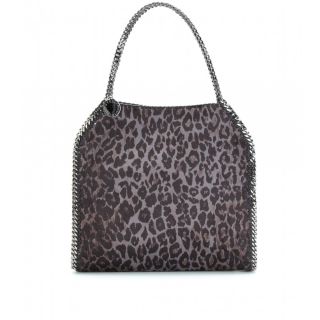 Grey lavender leopard print shoulder bag with gunmetal toned chain 
