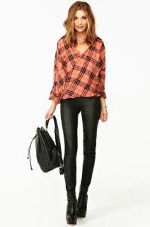 Plaid Twist Top in Clothes Tops Shirts + Blouses at Nasty Gal 