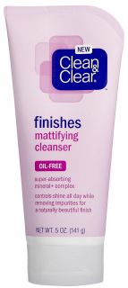 Clean & Clear Finishes Mattifying Cleanser   