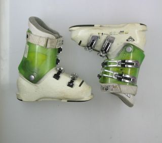 Used Roxy Hocus Pocus White and Green Ski Boots Kids Size
