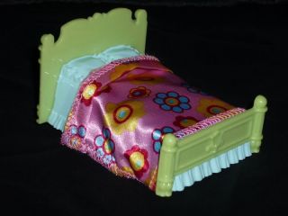 Fisher Price Hideaway Hollow Mouse Bed & Blanket New