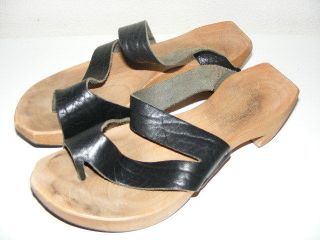 Cydwoq REVOLT Black Leather Wood Sole Sandal Shoe Flip Flop Thong 
