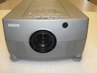 home theater projector in Monitors, Projectors & Accs