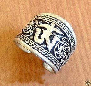 Nepal/Tibetan Tibet Silver One Word Mantra Thumb Ring #0091