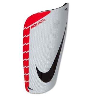NIKE Mercurial Lite Soccer Shin Guards   NEW with tags   Size MEDIUM 