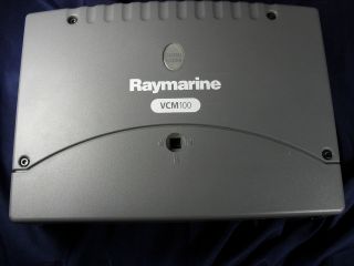   Cond. Raymarine VCM100   E52091   Voltage Converter   Digital Radar