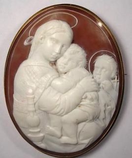 Jesus and Mary 18K Gold Shell Cameo Pendant Vintage Brooch 