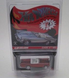 HOT WHEELS 2012 Red Line Club red Classic 57 T Bird w/Collectors 