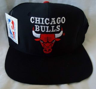   Chicago Bulls Retro Logo Snapback Baseball Hat Cap Michael Jordan