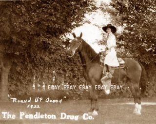 1922 PENDLETON OREGON OR ROUND UP ROUNDUP COWGIRL RODEO QUEEN PHOTO