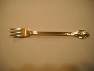 international silver co pickle fork the conrad hilton  5 99 