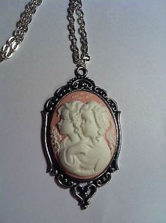 BEST FRIEND Mother Daughter Generation Necklace love pink Cameo 