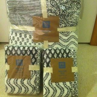 NWT Pottery Barn Teen BELLA PATCH QUILT Full Queen and 2 Standard 