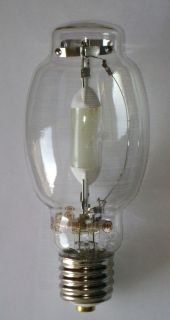   /BT28 GE 40201 400 WATT BT28 METAL HALIDE LAMP MOGUL BASE Multi vapor