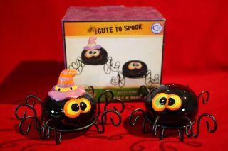   TO SPOOK Salt and Pepper Shaker Set by Cracker Barrel *NIB/NEVER USED