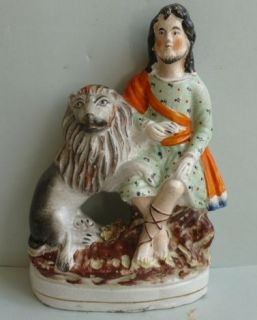 19THC. STAFFORDSHIRE PORTRAIT GROUP OF ANDROCLES AND LION C.1855