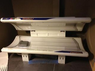   Sundash competition SD2Tanning bed 32 bulb X 120w facials Nice Bed
