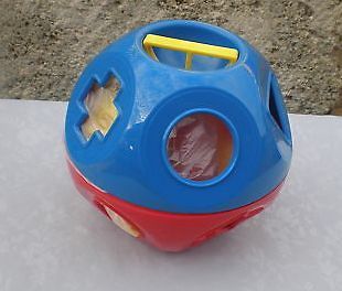 Tupperware Shape o Toy Ball Childs Gift Red Blue Yellow Shapes 
