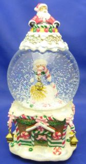 WATERFORD HOLIDAY HEIRLOOMS CHRISTMAS SNOWY VILLAGE MUSICAL SNOWGLOBE 