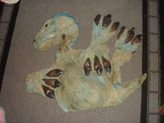   Disney Dinosaur NEERA rubber Puppet aladar kron plio bruton suri