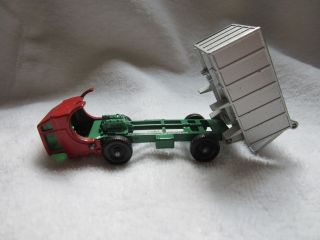 Matchbox Series No. 26   GMC Tipper Truck   Made in England by Lesney