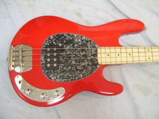 bass guitar 4 string solid wood body 