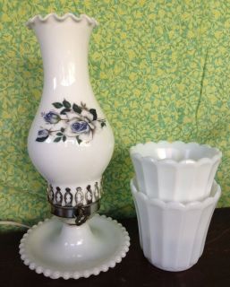   Fenton White Milk Glass Victorian Style Electric Lamp Light 2 Vases
