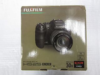 FujiFilm FinePix HS25 16.0MP Digital Camera *Look Inside*