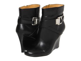 nine west bootie and Shoes” we found 83 items!