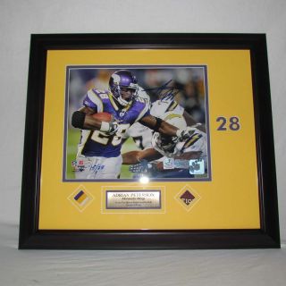 Adrian Peterson Vikings Autographed Game Thread LIMITED EDITION 15 28 