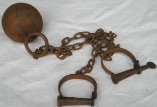 alcatraz prison cast iron ball chains leg irons