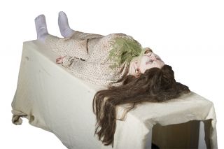   Exorcist Possessed Girl Animated Halloween Prop Haunted House