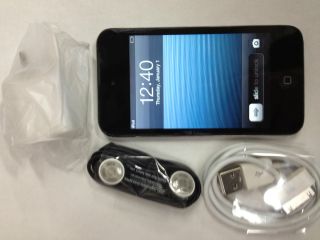 Apple iPod Touch 4th Generation Black 32 GB with Accessories