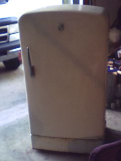 Antique vintage montgomery ward refrigerator 1950s one of a kind works 