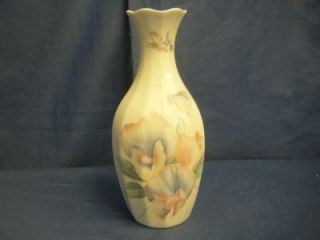 Aynsley Little Sweetheart Fine Bone China Flower Vase