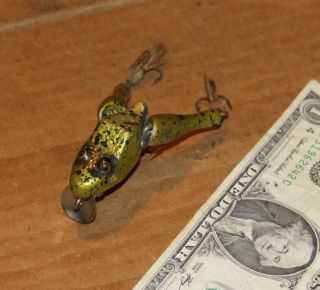    Frog Lure Plug Old Fish Fishing Artificial Bait Antique Fisherman T