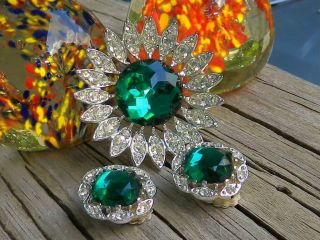 Vintage Sarah Cov Pat Pend Emerald Rhinestone Brooch and Earring Set 