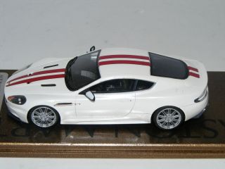 43 Aston Martin DBS White with Burgandy Stripe N Looksmart 