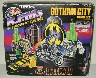 Batman Batcave Batmobile Gotham City Playset Tonka RPM Stunt Set 