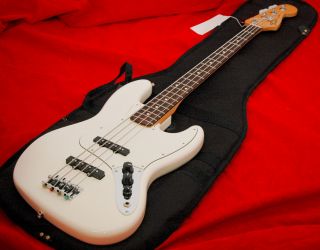 New Fender® Standard Jazz Bass® J Bass Rosewood Fretboard Arctic 