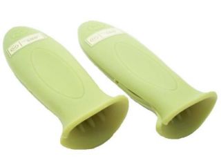 Mario Batali Silicone Pot Handle Grip 500 Degree Hand