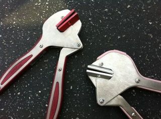 lot 2 pink red quickutz squeeze tool 