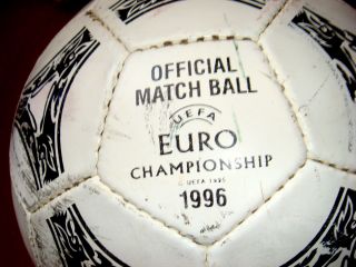 Adidas Questra Europa EURO 96 Match Ball Used in England 1996 Fifa 
