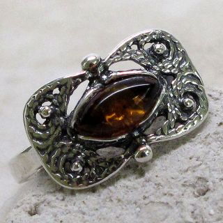 Amazing Baltic Amber 925 Sterling Silver Ring Size 9