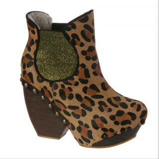 IRREGULAR CHOICE Collagen Kiss in Leopard Womens Booties Boots 