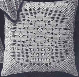 Vintage Bedspreads on Cow   Bull Pillows Crochet Pattern